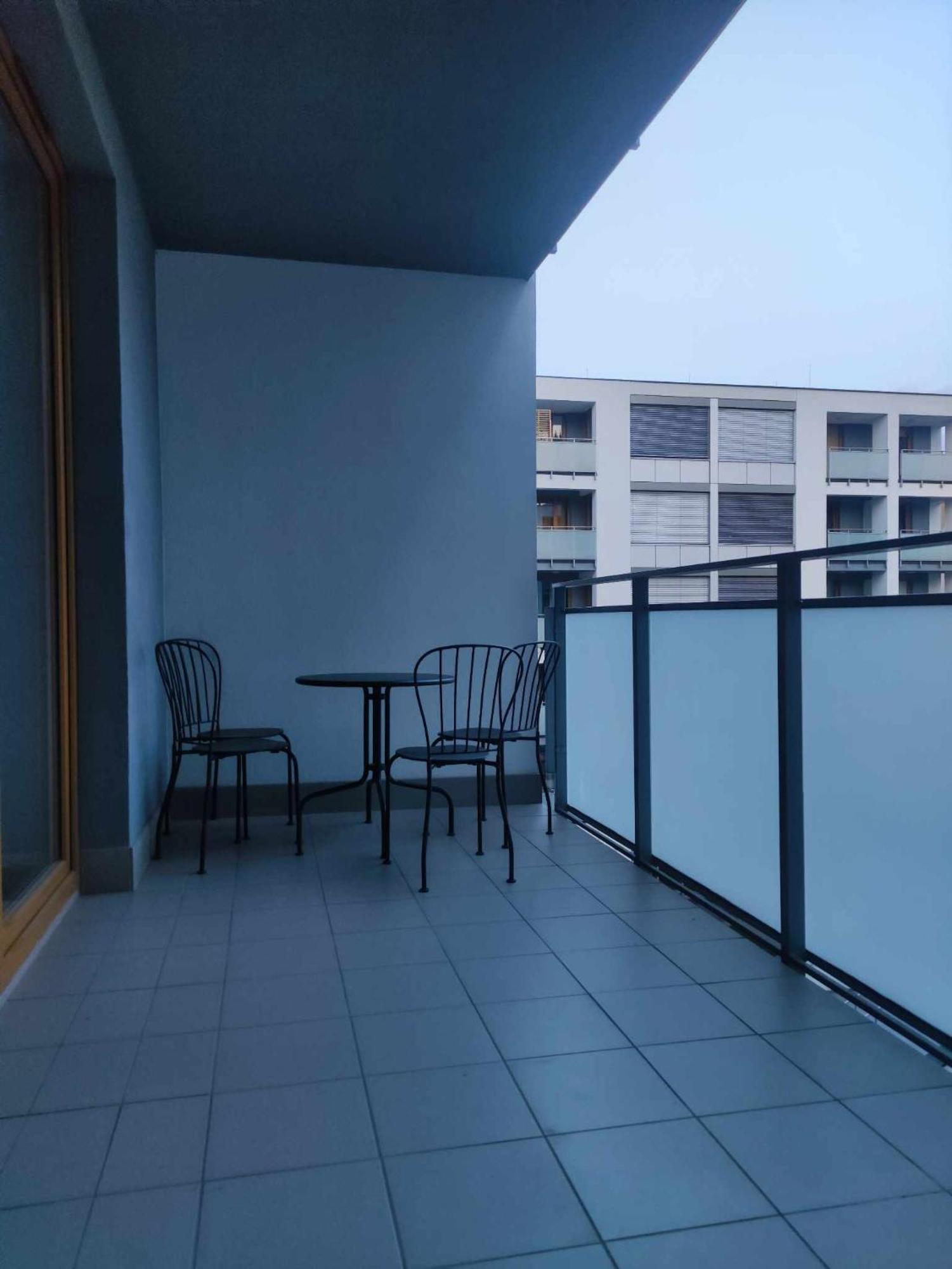 Apartamenty METRO TARGÓWEK 27 Varsovia Exterior foto